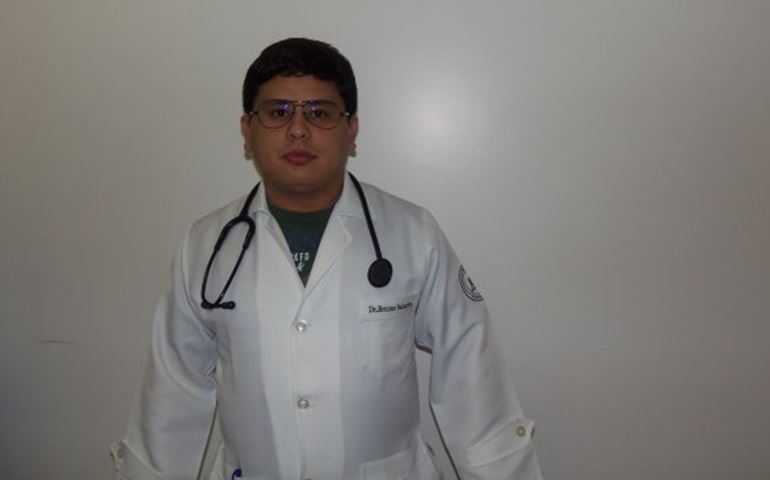 O médico Dr. Bruno Dias Sakaniwa, é o novo administrador da base do ?SAMU? em Avaré.