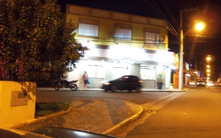Padaria São João foi assaltada ontem por volta das 21 horas.