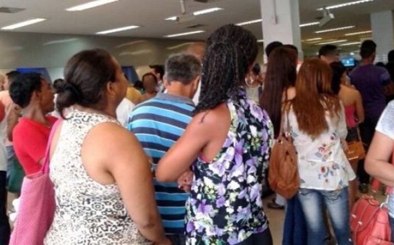 Agencia do Banco do Brasil em Avaré não tinha envelope para efetuar depósito em dinheiro 