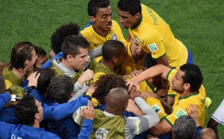  Brasil vence Croácia na abertura da Copa do Mundo
