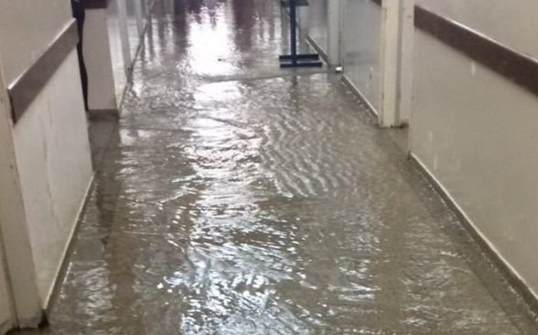 PS sofreu com inundação na tarde de ontem