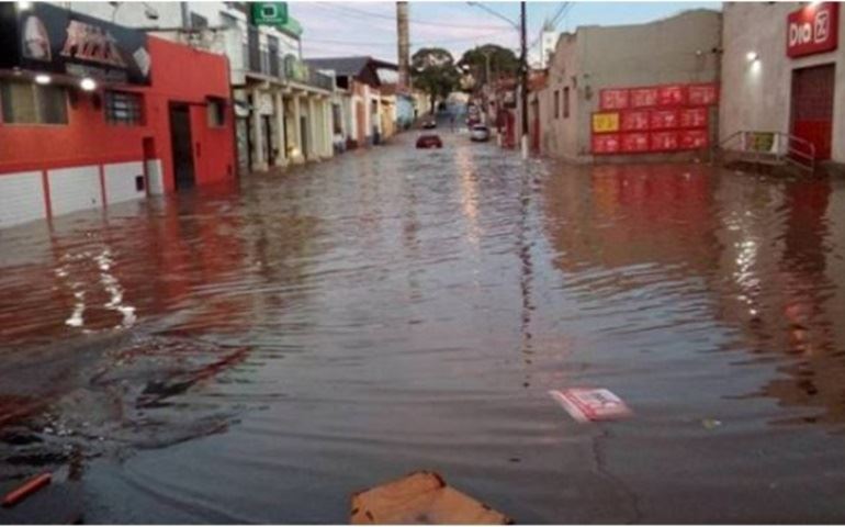 Enchentes serão problemas para novo prefeito
