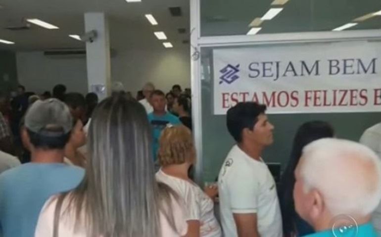 Banco do Brasil está tirando população do equilíbrio