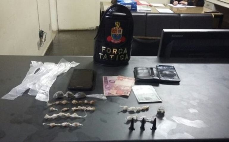 Dupla é detida com porções de maconha, crack e cocaína em Itapetininga