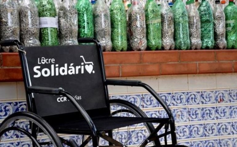 SPVias e Artesp entregam mais uma cadeira de rodas em Avaré