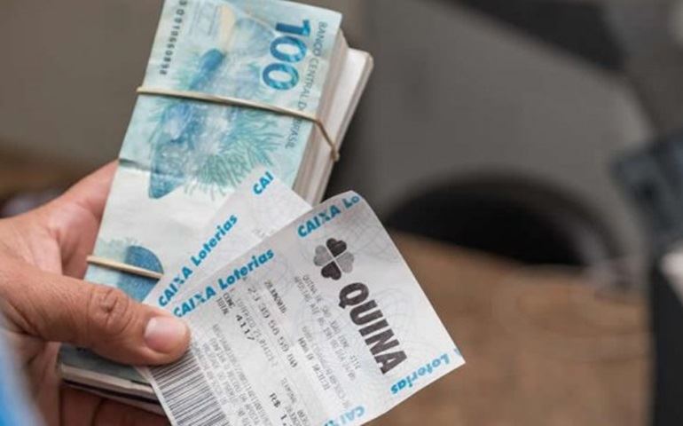 Bancários impedem golpe do bilhete contra aposentado em Bauru