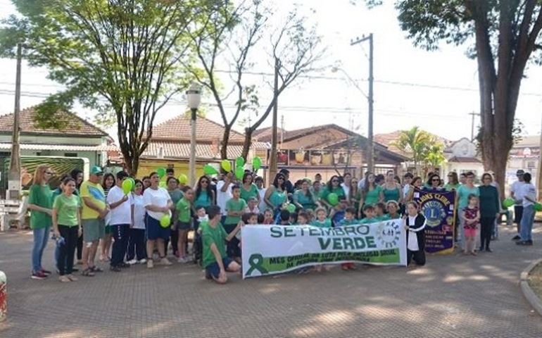 Apae realiza caminhada em comemoração ao mês de inclusão da pessoa com deficiência