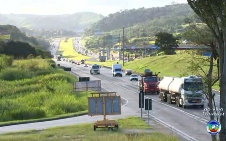Rodovias da região de Itapetininga recebem mais de 450 mil veículos no feriado de Finados