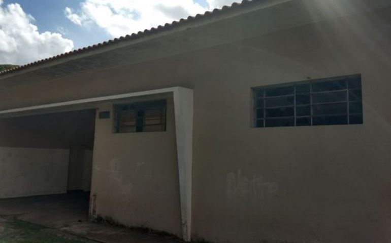 Prefeitura de Avaré denuncia: vandalismo está destruindo prédios da CAIC