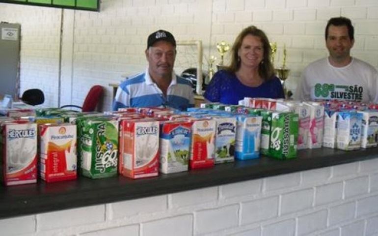 Fundo Social recebe doação de 486 litros de leite