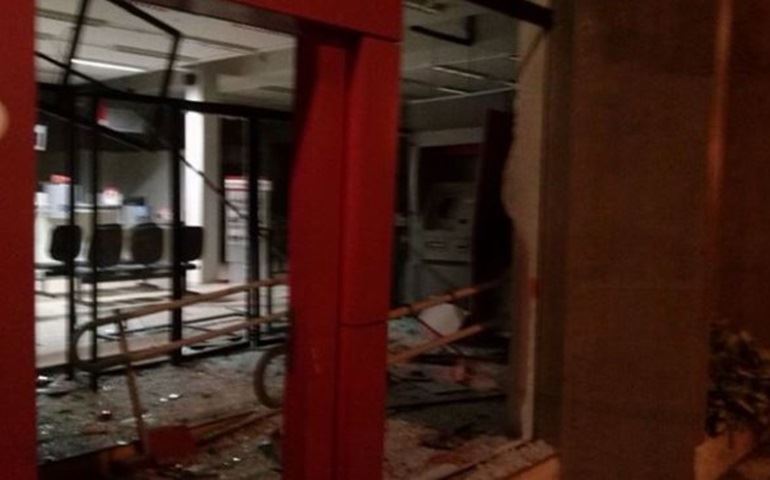 Explodiram dois Bancos em Itatinga nesta madrugada por volta das três horas.