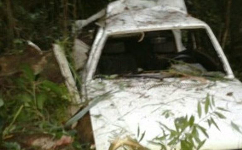 Carro cai em ribanceira e homem morre em Angatuba