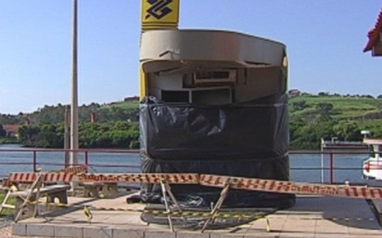 Cabo da PM é preso suspeito em explosão de caixa na Barra Bonita.