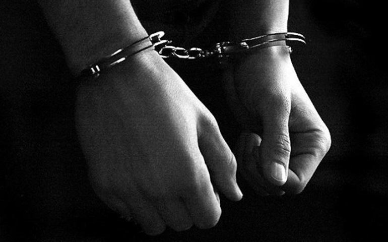 Polícia prende no RS mãe suspeita de torturar filho de um ano e 11 meses