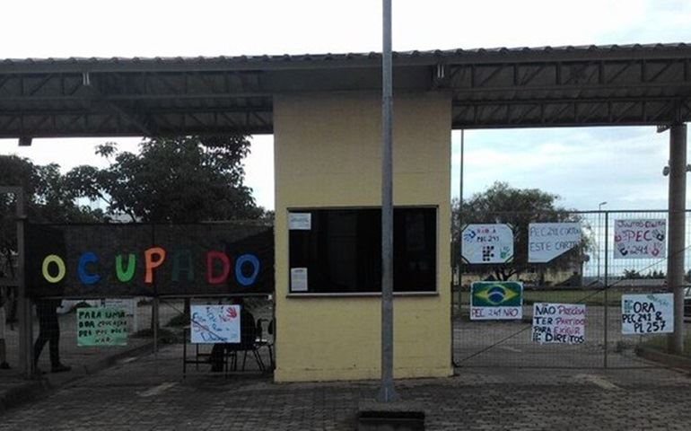 Estudantes ocupam Instituto Federal em ato contra a PEC 241 em Avaré
