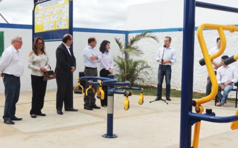 Prefeitura de São Manuel inaugura primeira academia ao ar livre para portadores de deficiência