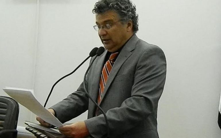 Denílson Ziroldo denuncia suposto direcionamento em licitação da Prefeitura de Avaré
