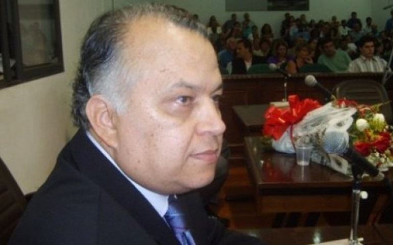            O Vereador Ernesto Albuquerque apresentou indicações na Sessão Ordinária do dia 28