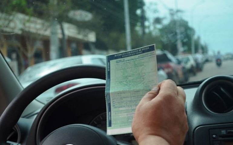    Licenciamento 2016: outubro é vez de veículos com placa terminada em 8