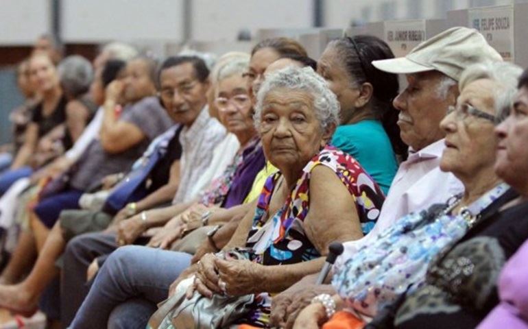 Governo 'libera' R$ 7,5 bilhões para brasileiros com mais de 70 anos
