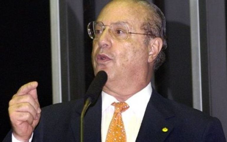 Maluf é condenado a pagar indenização a Alckmin