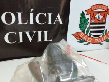 POLÍCIA CIVIL PRENDE CASEIRO POR POSSE IRREGULAR DE ARMA DE FOGO