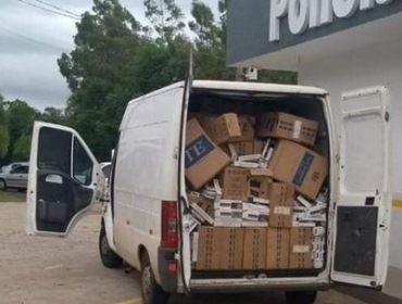 Polícia Rodoviária apreende 55 mil maços de cigarros contrabandeados em Avaré
