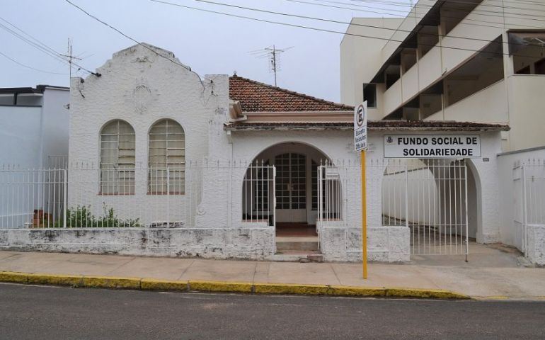 Com aproximação do inverno, Fundo Social inicia entrega de cobertores