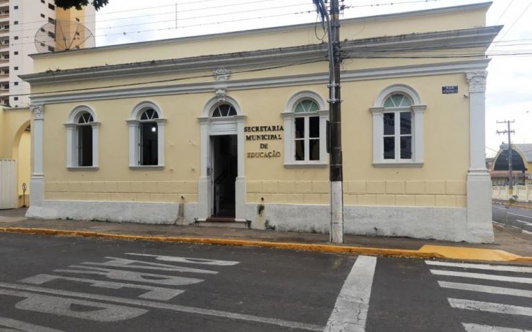 Rede Municipal de Ensino adota presença obrigatória em 3 de novembro