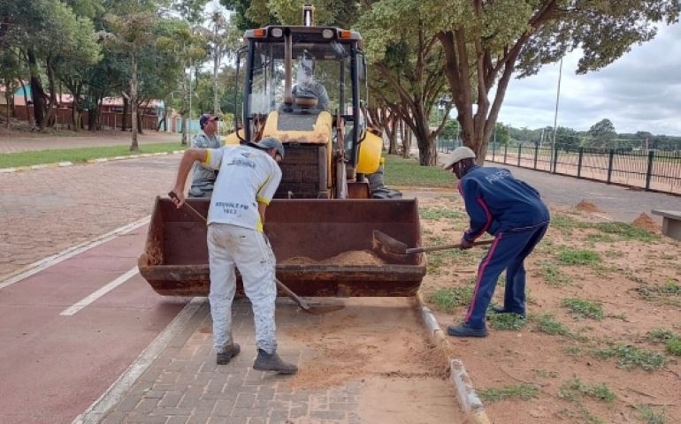 Prefeitura de Avaré promove limpeza em áreas públicas