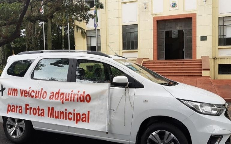 Prefeitura adquire veículo para órgão voltado à saúde do trabalhador