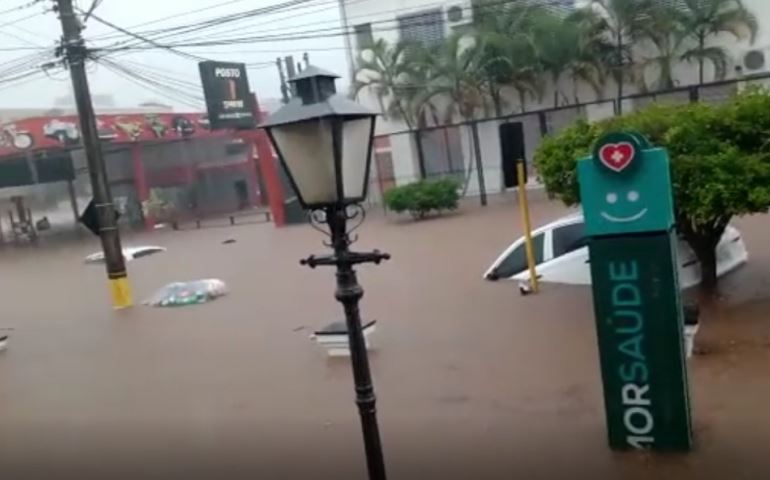 Avaré decreta estado de calamidade após estragos provocados pela chuva