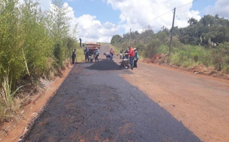 Estrada municipal danificada pelas chuvas é recuperada