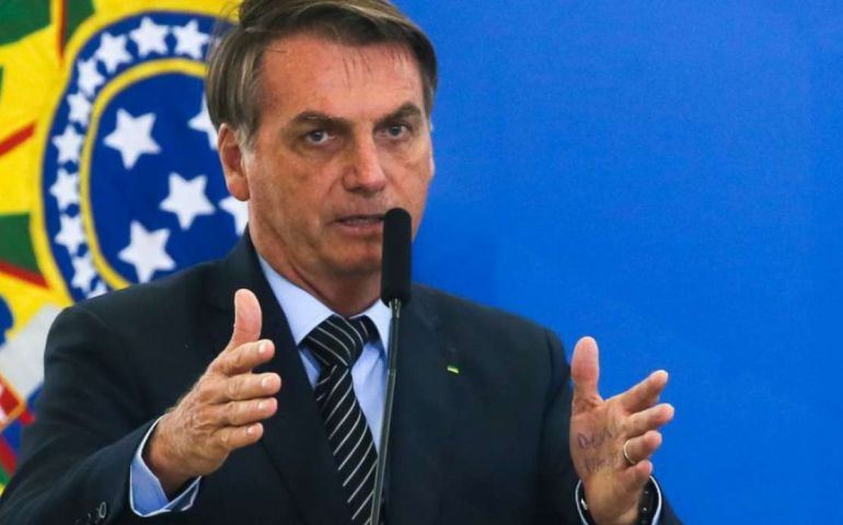 Bolsonaro sanciona a lei que abre crédito para milhares de empresas