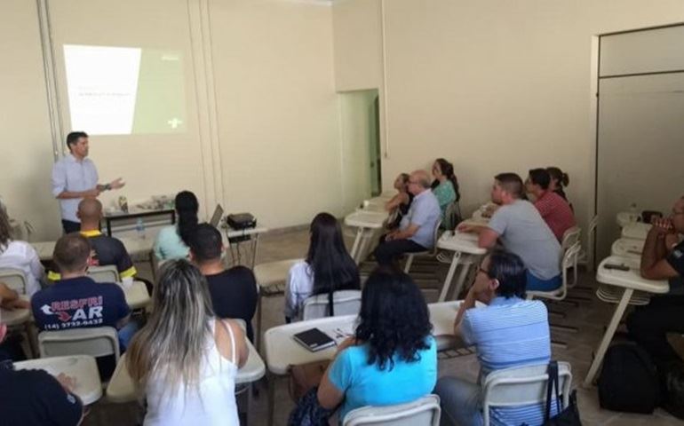 Empresas de alimentação participam de projeto para desenvolvimento do setor em Avaré