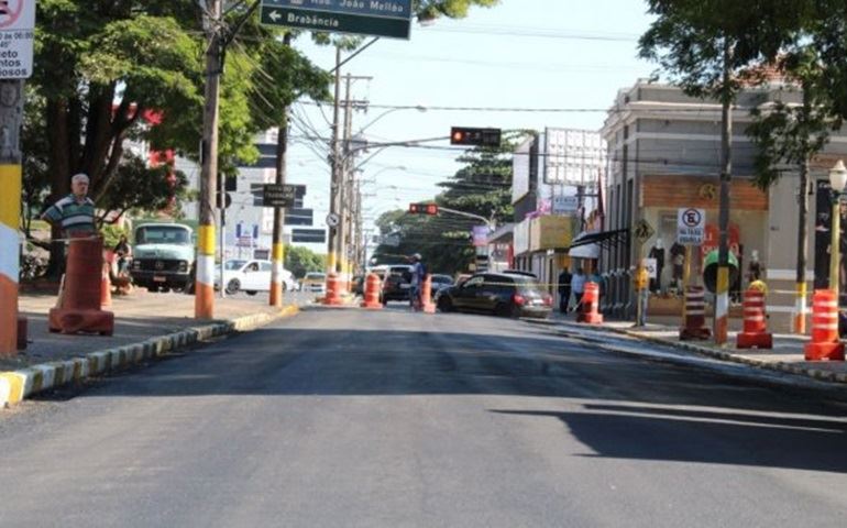 Prefeitura de Avaré diz que já melhorou mais de 15 mil metros através do programa Asfalto Novo