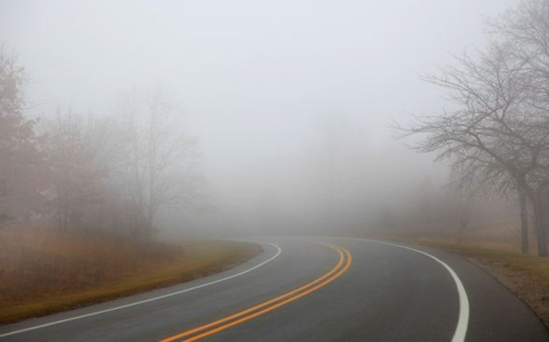 Campanha em rodovias na região de Itapetininga alerta sobre riscos da neblina