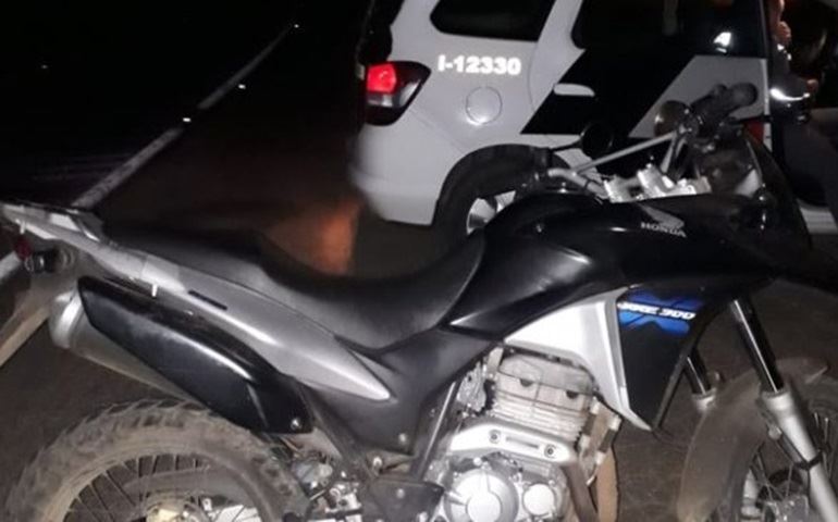 Homem é preso após ser flagrado com moto furtada em Laranjal Paulista