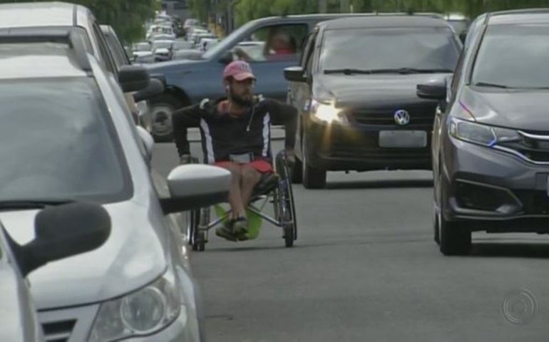 Cadeirantes reclamam da falta de acessibilidade em Avaré