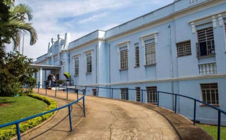 SANTA CASA DE AVARÉ RECEBE VISITA DE DEPUTADO