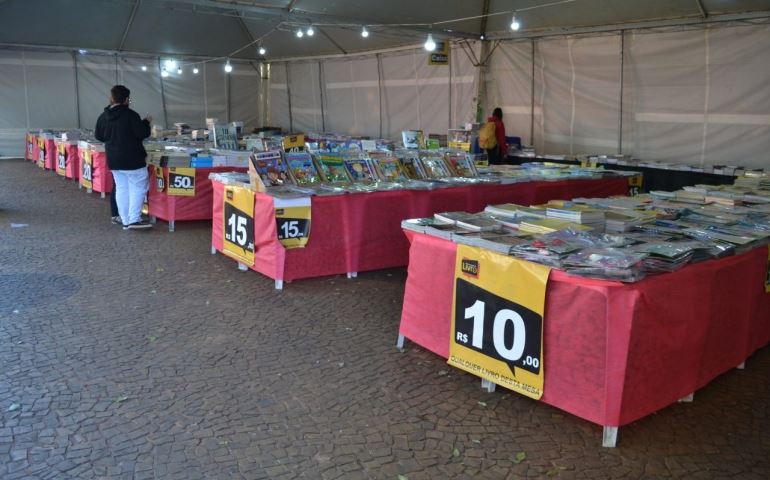 Feira do Livro continua até 19 de junho no Largo São João