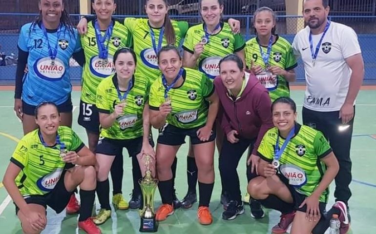 AVARÉ VENCE TORNEIO REGIONAL DE FUTSAL FEMININO EM MANDURI