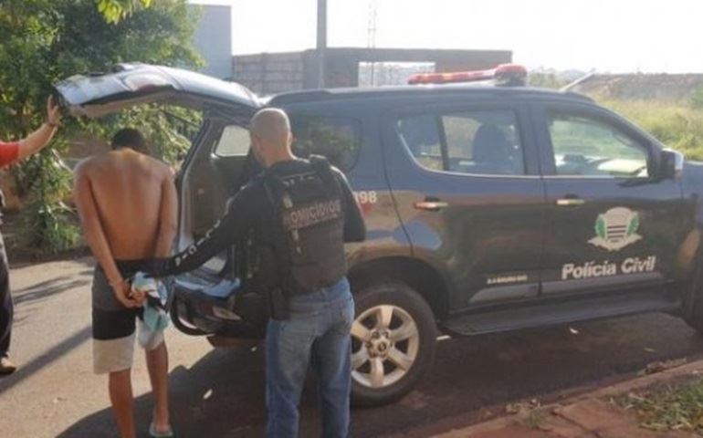 Polícia captura irmãos suspeitos de matar adolescente a facadas