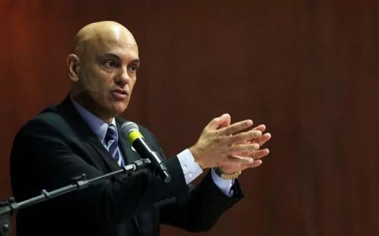 Moraes vai acumulando inimigos cada vez mais poderosos