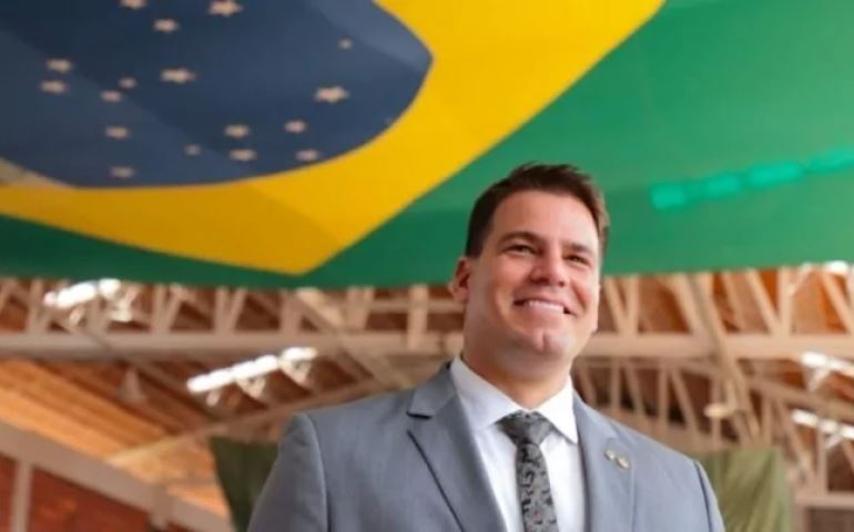 MS promete 2º turno acirrado e Capitão Contar, candidato de Bolsonaro, pode novamente surpreender (v