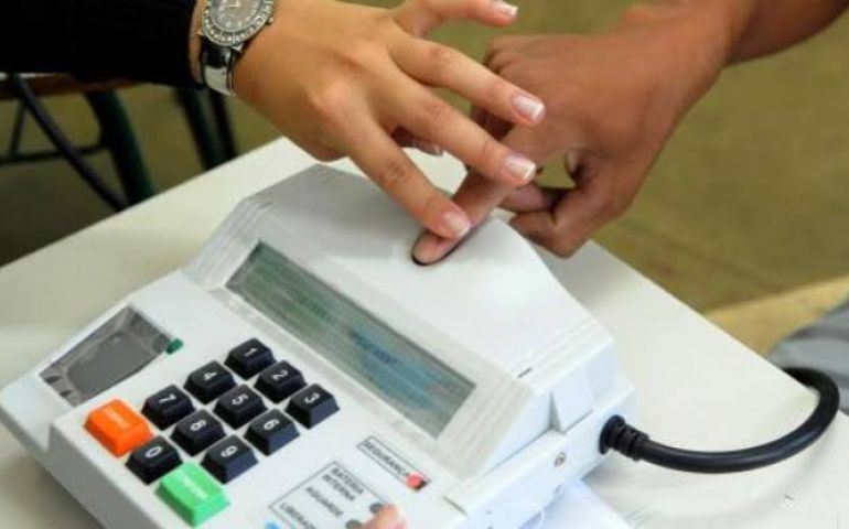 JUSTIÇA ELEITORAL DE SP SUSPENDE CANCELAMENTO DE TÍTULOS SEM BIOMETRIA