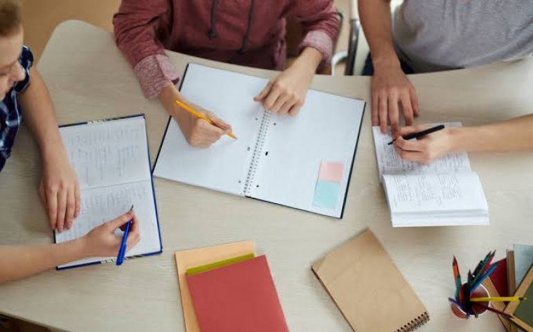 NOVO CURRÍCULO DO ENSINO MÉDIO É HOMOLOGADO EM SÃO PAULO