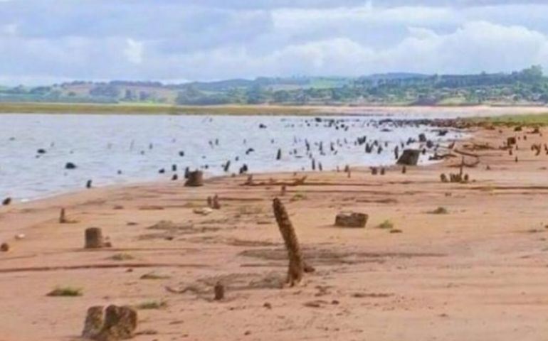 Baixo nível de água na represa preocupa moradores