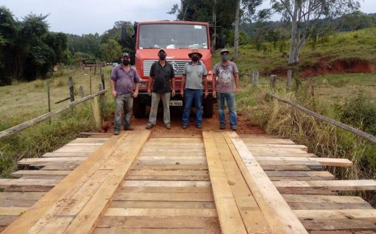 Munícipio de Avaré recupera pontes na zona rural