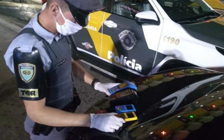 POLICIAIS DO TOR PRENDEM HOMEM POR POR APLICAR GOLPES NA REGIÃO